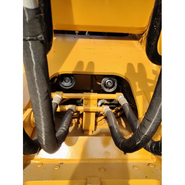 2024 Caterpillar 330GC-45110043