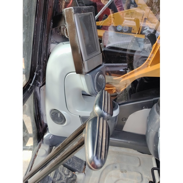 2024 Caterpillar 330GC-45110047