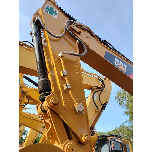 2024 Caterpillar 330GC-45110051