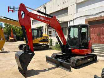 صورة ل حفارات صغيرة 2023 كوبوتا KX165