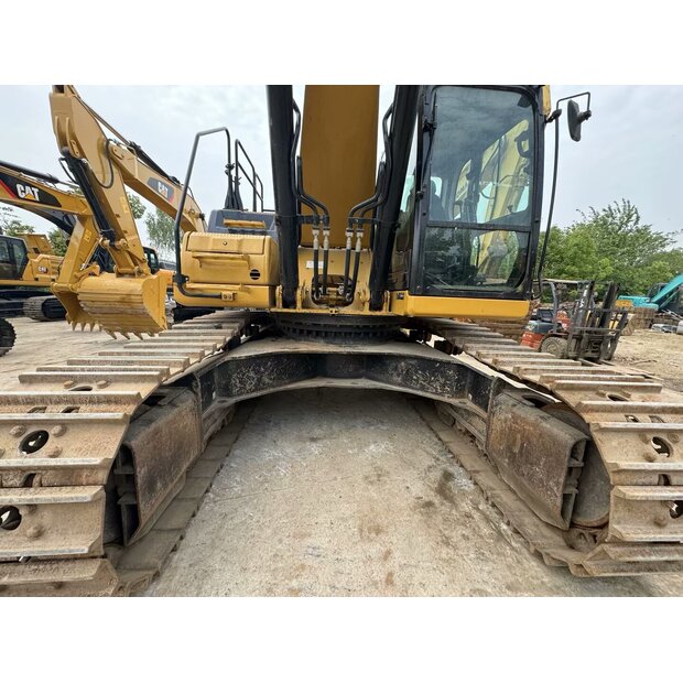 2023 كاتربيلر 336GC-45110210