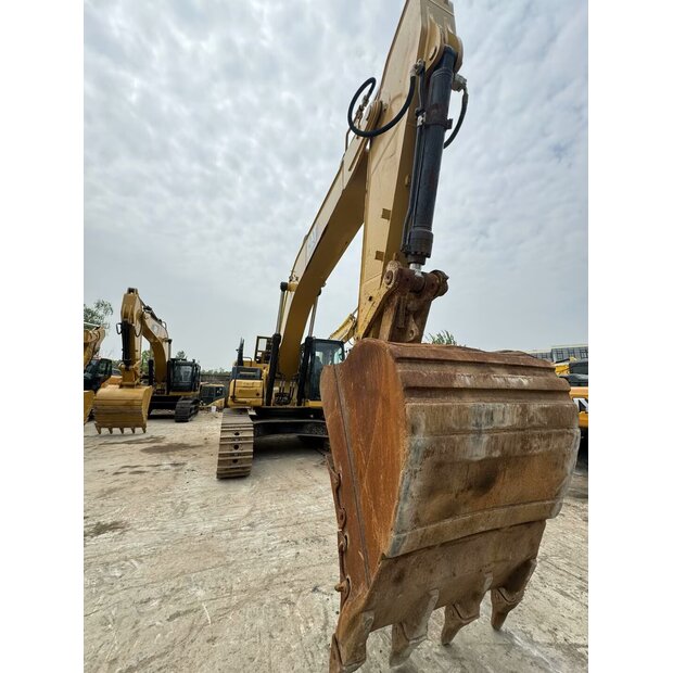 2023 كاتربيلر 336GC-45110212