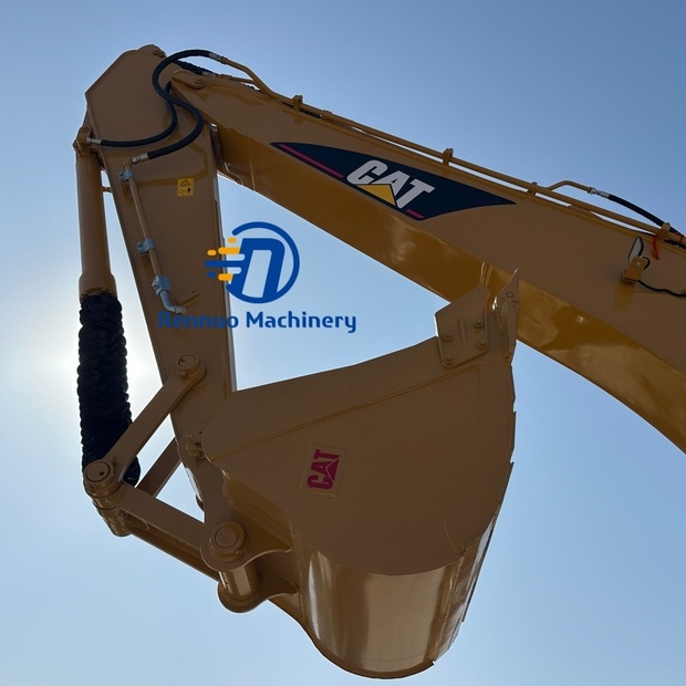 2025 كاتربيلر 320CL-45110288