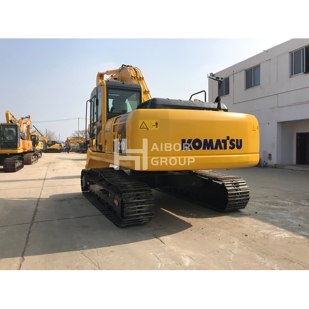 2023 Komatsu PC210-8-45110428