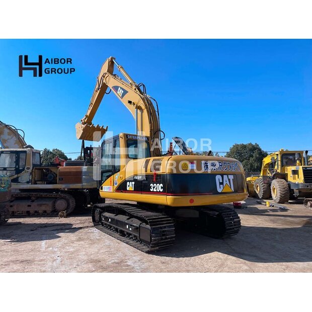 2020 Caterpillar 320C-45110452