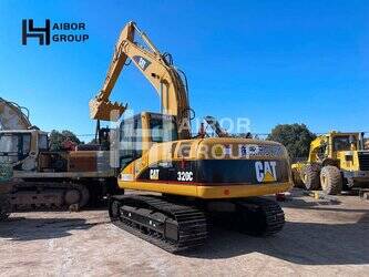 2020-caterpillar-320c-1408869-45110452