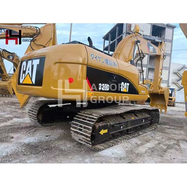 2019 Caterpillar 320D-45110456