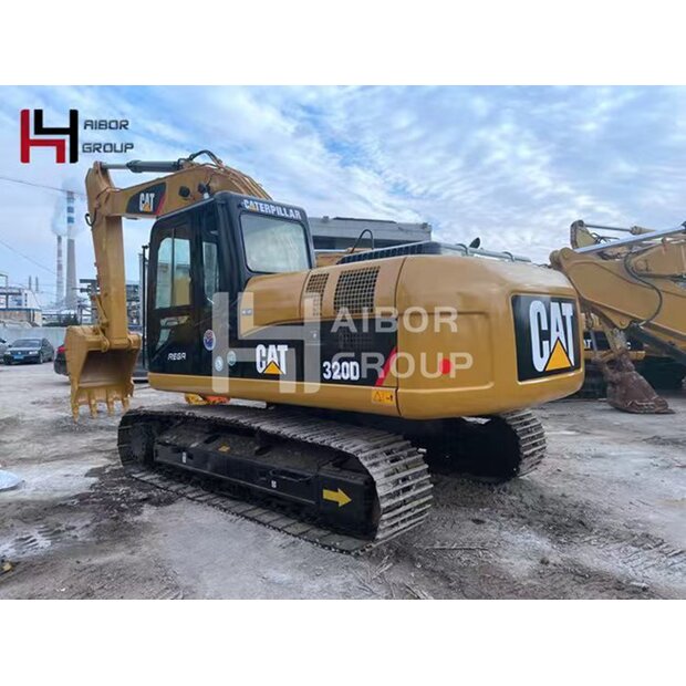 2019 Caterpillar 320D-45110459
