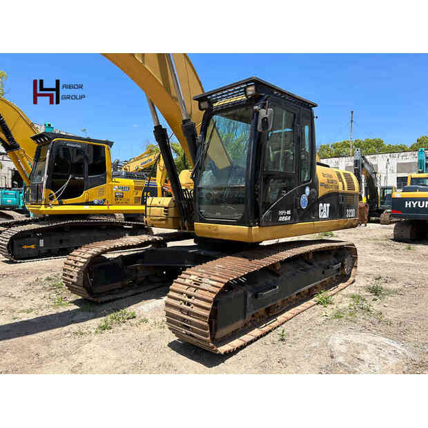 2022 كاتربيلر 323D-45110486