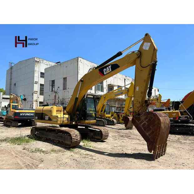 2022 كاتربيلر 323D-45110487