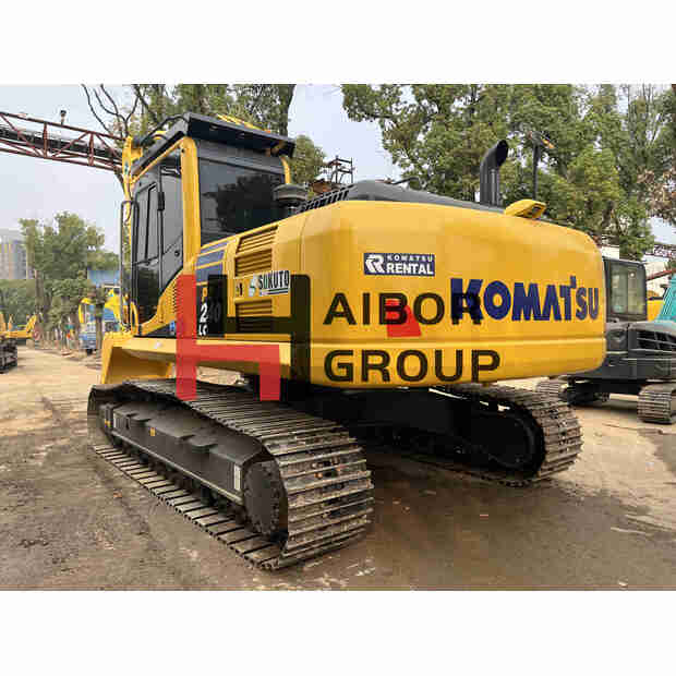 2022 Komatsu PC240-8-45110497