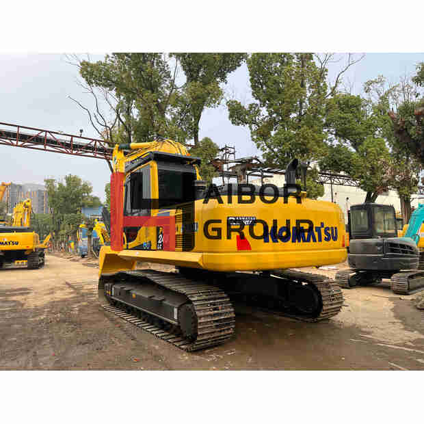 2022 Komatsu PC240-8-45110499