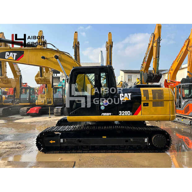 2022 Caterpillar 2320D-45110520