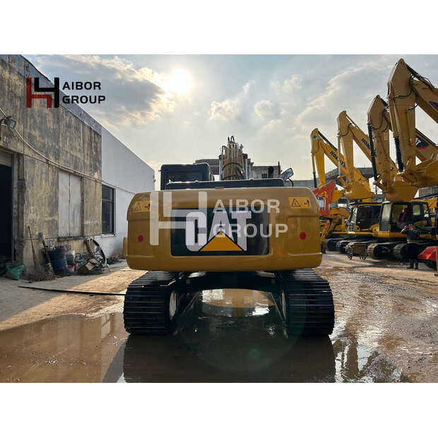 2022 Caterpillar 2320D-45110525