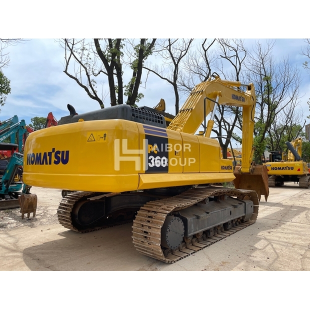 2023 Komatsu PC360-7-45110558