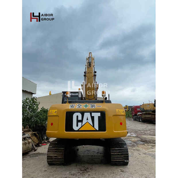 2024 Caterpillar 320D-45110565