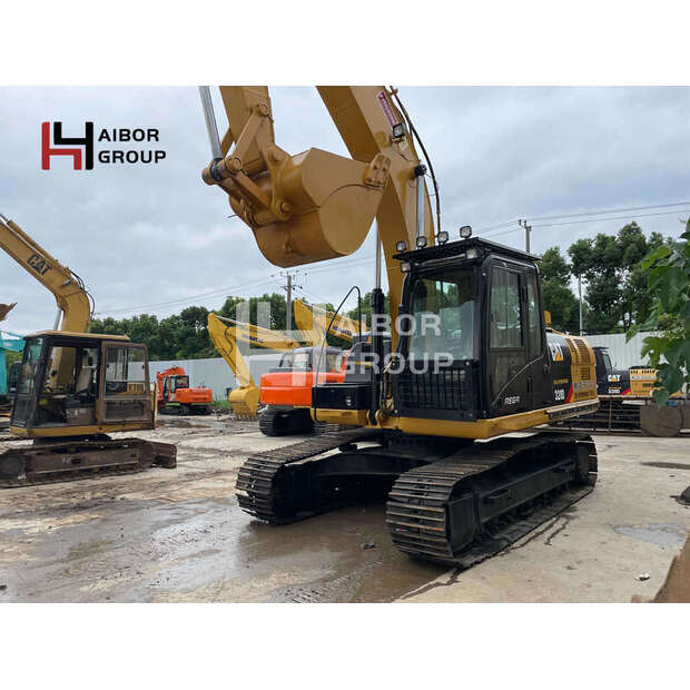 2024 Caterpillar 320D-45110570