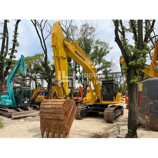 2023 Komatsu PC360-7-45110596