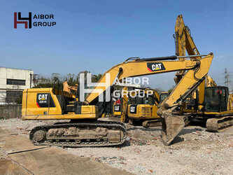 صورة ل حفارات مجنزرة 2021 كاتربيلر 320GC