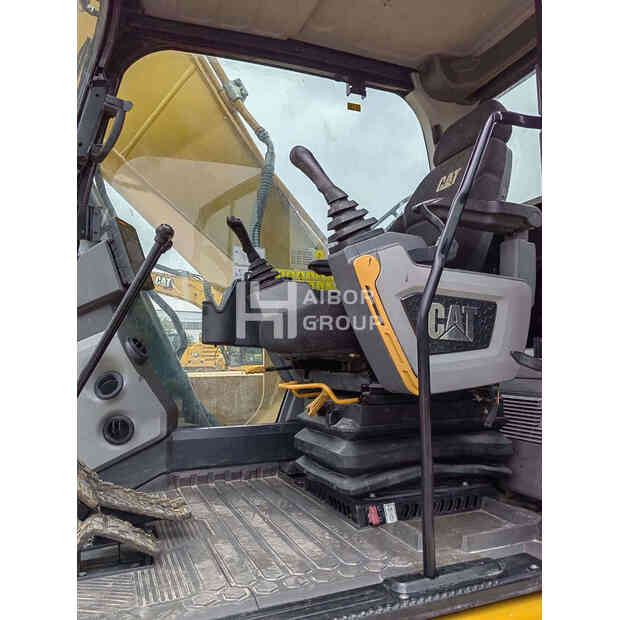 2025 Caterpillar 320GC-45110688