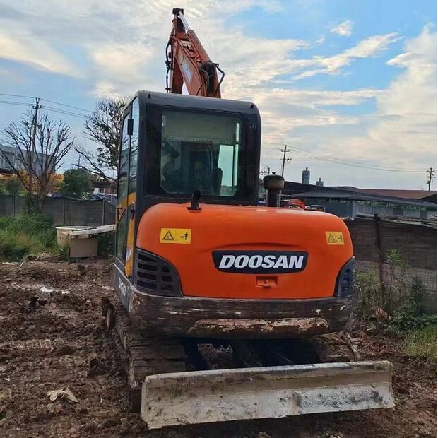 2022 دايو / دوسان DH60-7-45110721