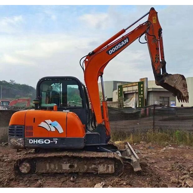 2022 دايو / دوسان DH60-7-45110723