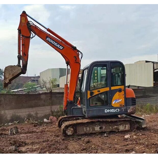 2022 دايو / دوسان DH60-7-45110724