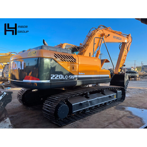 2023 Hyundai R220-9S-45110740