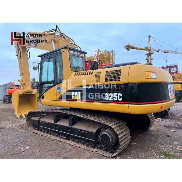 2016 Caterpillar 325C-45110842