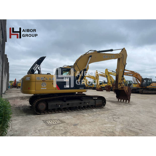 2016 Caterpillar 329D-45110869