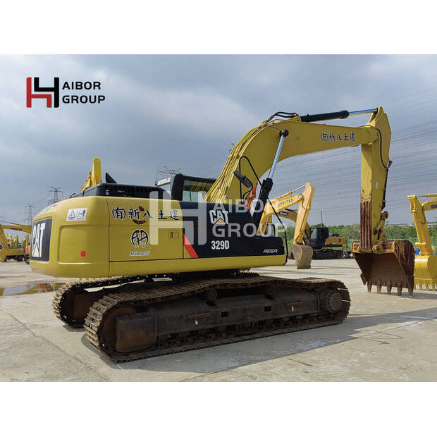 2016 Caterpillar 329D-45110875