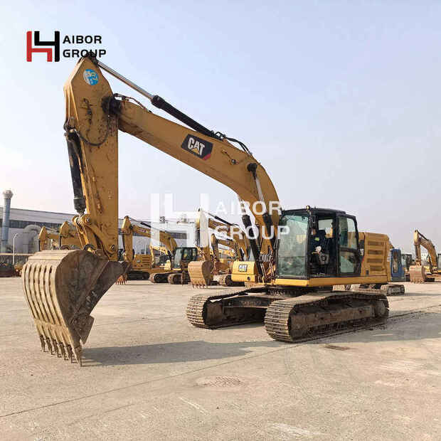 2023 Caterpillar 330-45110904