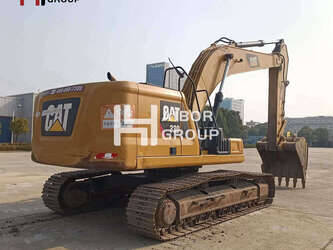 2023-caterpillar-330-1408923-45110908