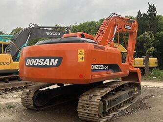 2017-daewoo-doosan-dh220lc-7-45110945
