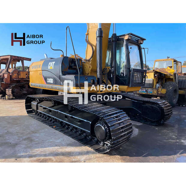2017 Caterpillar 330D-45110977