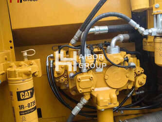 2020-caterpillar-330d-1408936-45111025