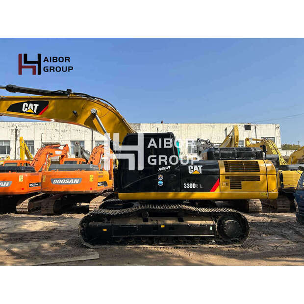 2023 Caterpillar 330D3L-45111055