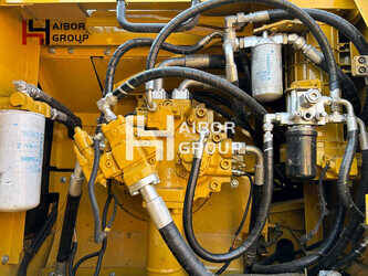 2023-caterpillar-330d3l-45111058