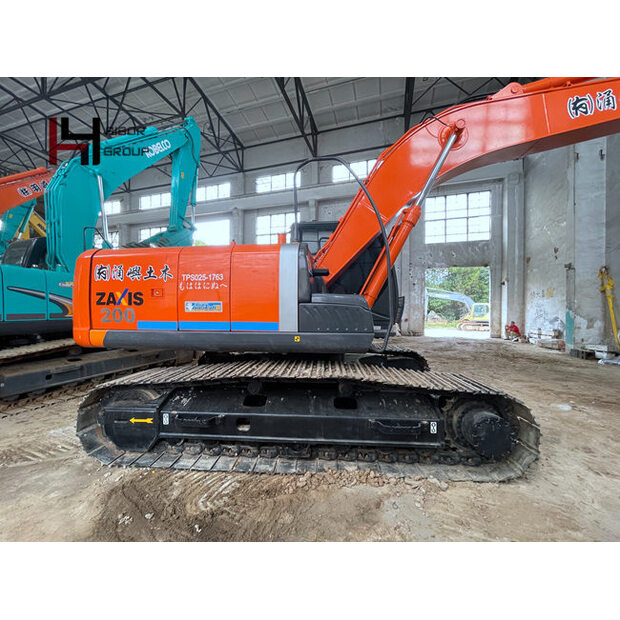 2024 Hitachi ZX200-3-45111087