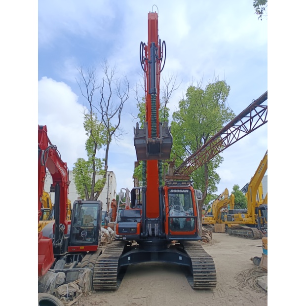 2023 Daewoo / Doosan DX300-45111170