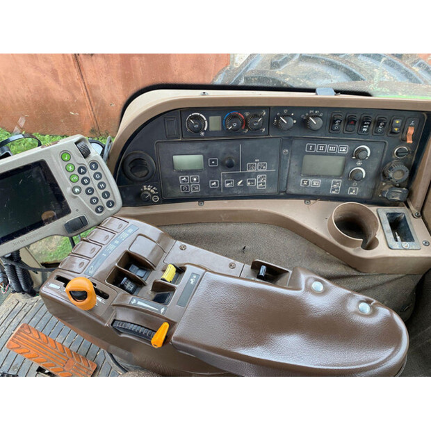 2007 جون دير 8530-45111256