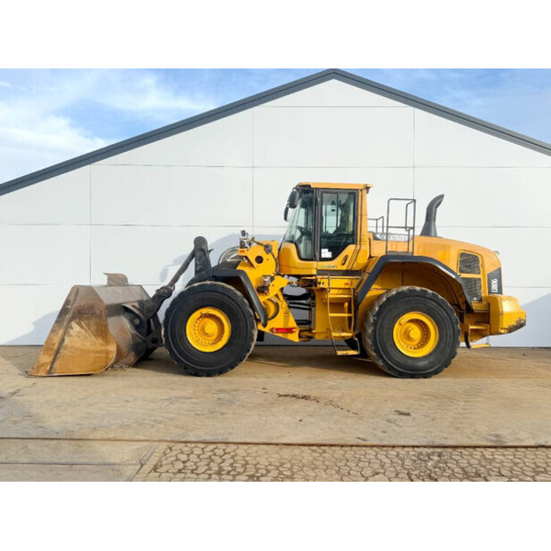 2013 فولفو L180G-45111771