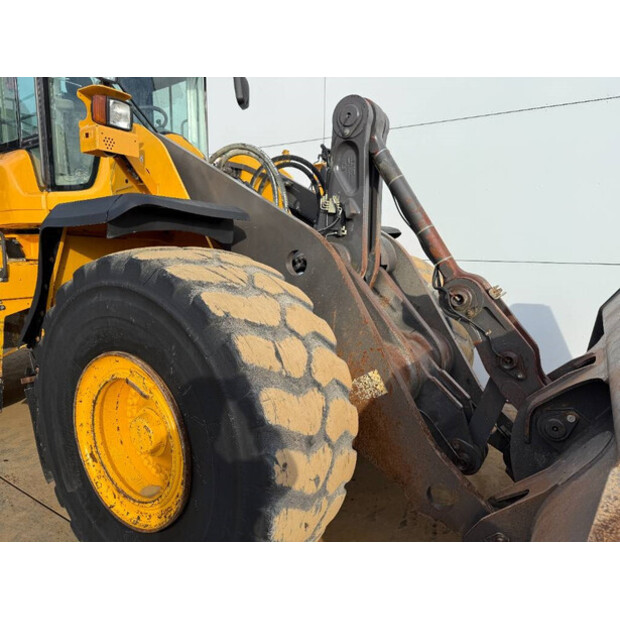 2013 فولفو L180G-45111791