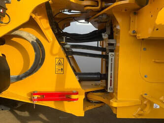 2013-volvo-l180g-1408972-45111792