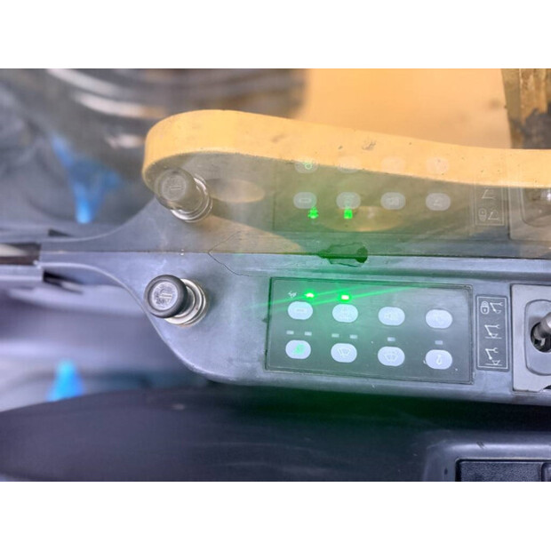 2007 كاتربيلر 320DL-45111952