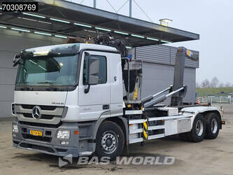 2010-mercedes-benz-actros-2532-1408980-45112073