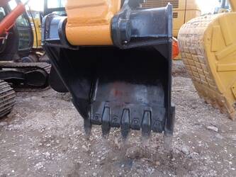 2023-hyundai-r220-9-1408993-45112582