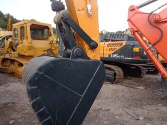 2023-hyundai-r220-9-1408993-45112584