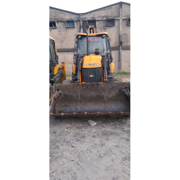 2017 JCB 3DX-45112625