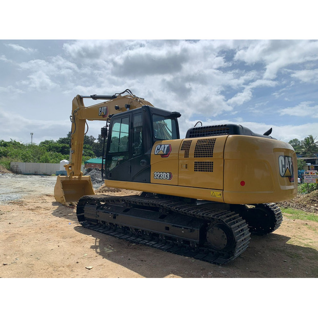 2025 Caterpillar 323D3-45112690